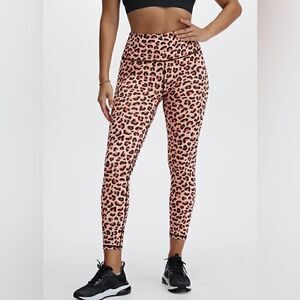 NWOT Fabletics Powerhold Leopard Leggings